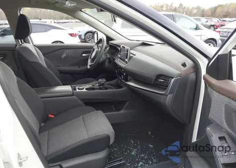 2021 Nissan Rogue Sv Intelligent Awd z USA, uszkodzony, nr VIN JN8AT3BB1MW232187